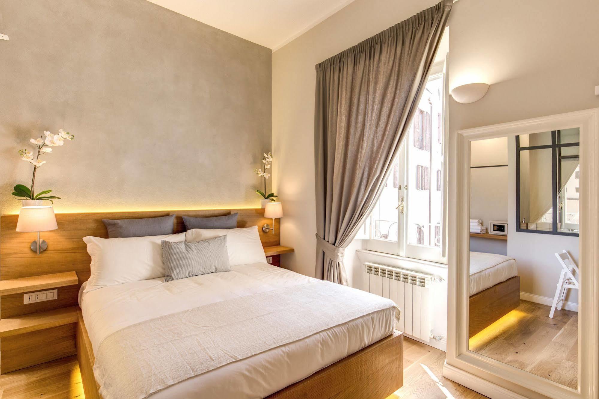 The Spanish Suite Campo De' Fiori Рим Екстер'єр фото